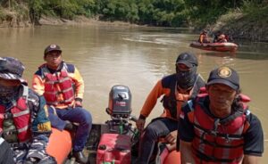 Hari Kedua Pencarian Bocah Tenggelam di Sungai Pemali, Hasil Masih Nihil