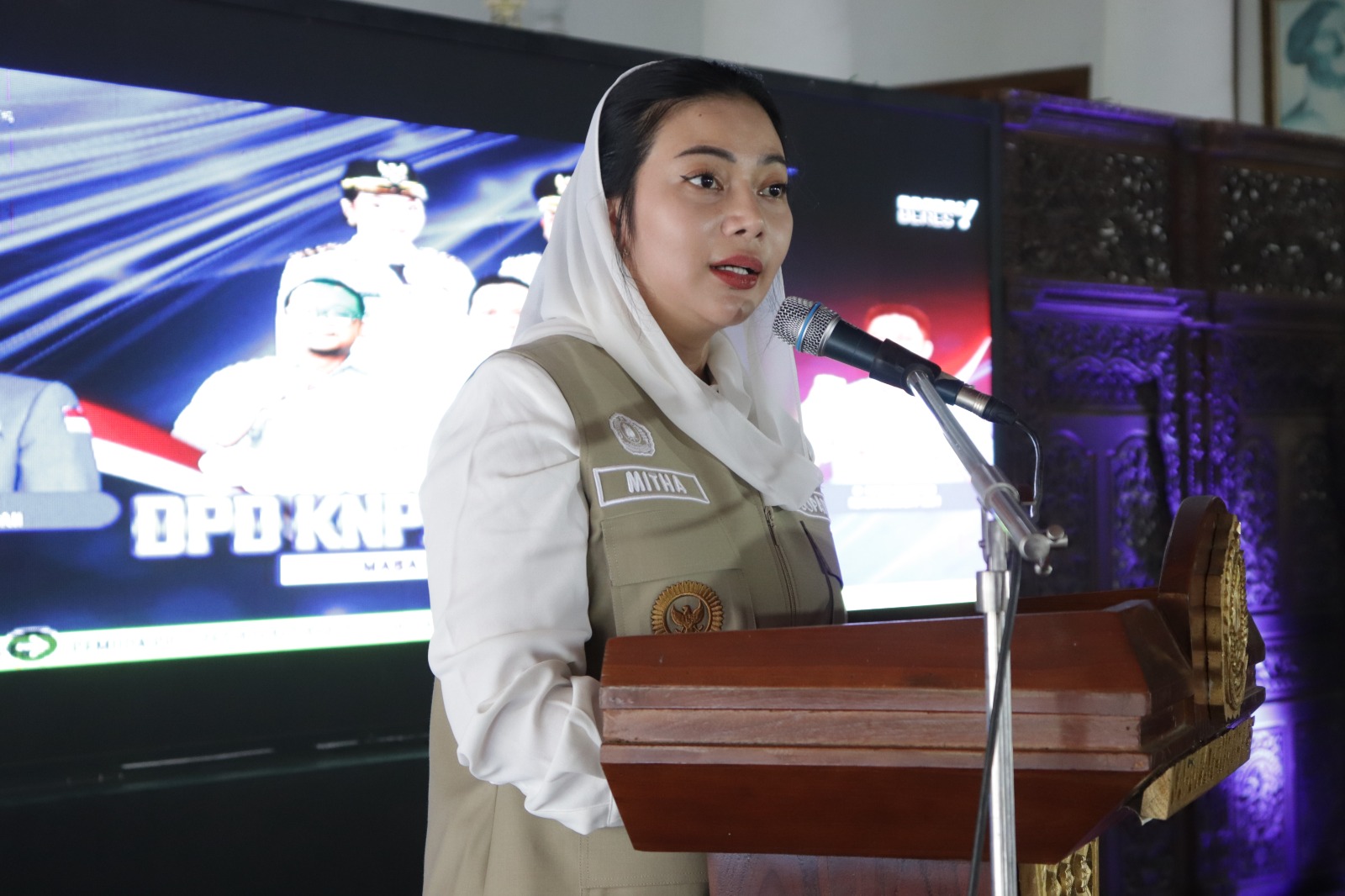 Bupati Brebes Paramitha Widya Kusuma menghadiri Pelantikan Pengurus Dewan Pengurus Daerah (DPD) Komite Nasional Pemuda Indonesia (KNPI) Kabupaten Brebes periode 2025–2028 di Pendopo Kabupaten Brebes pada Sabtu (10/5/2025).