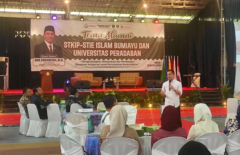 Aqib Ardiansyah Anggota DPR RI yang Juga Wakil Rektor IV Universitas Peradaban Ajak Mahasiswa Berani Ambil Peluang