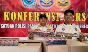 juSatpol PP Brebes & Bea Cukai Tegal Bongkar 300 Ribu Batang Rokok Ilegal di Kos Muarakelapa